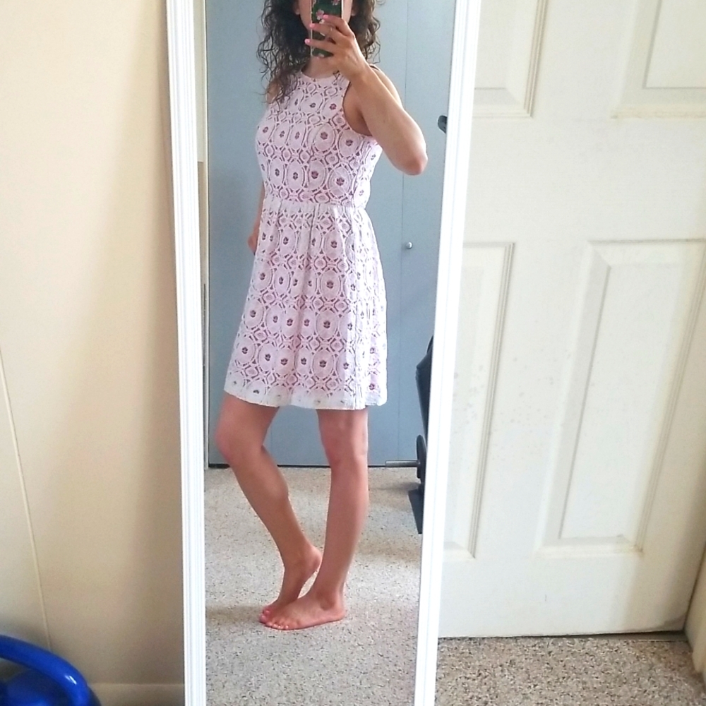 EUC Kensie White and Pink Lace Sleeveless Dress
